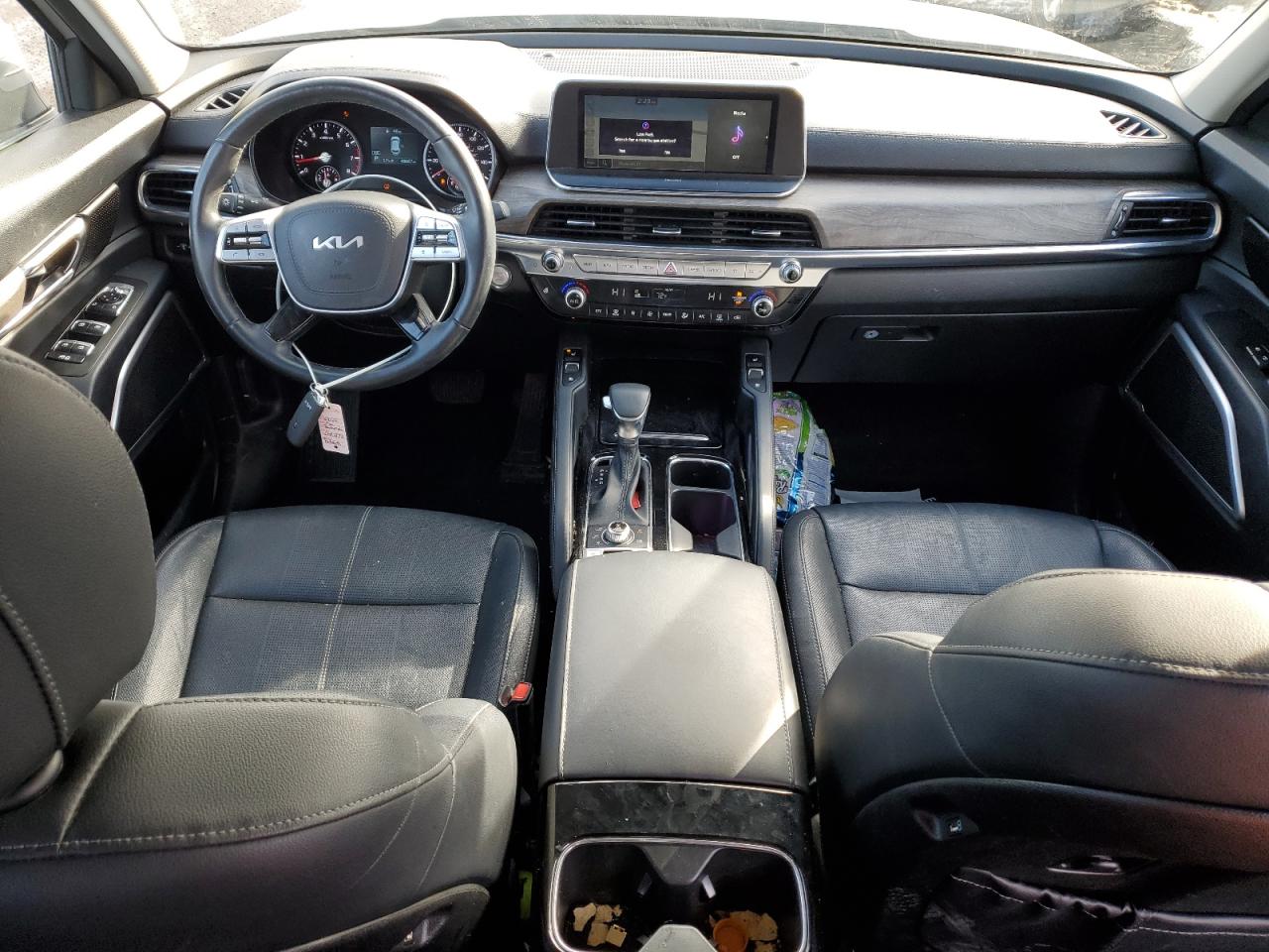 2022 Kia Telluride - Image 8