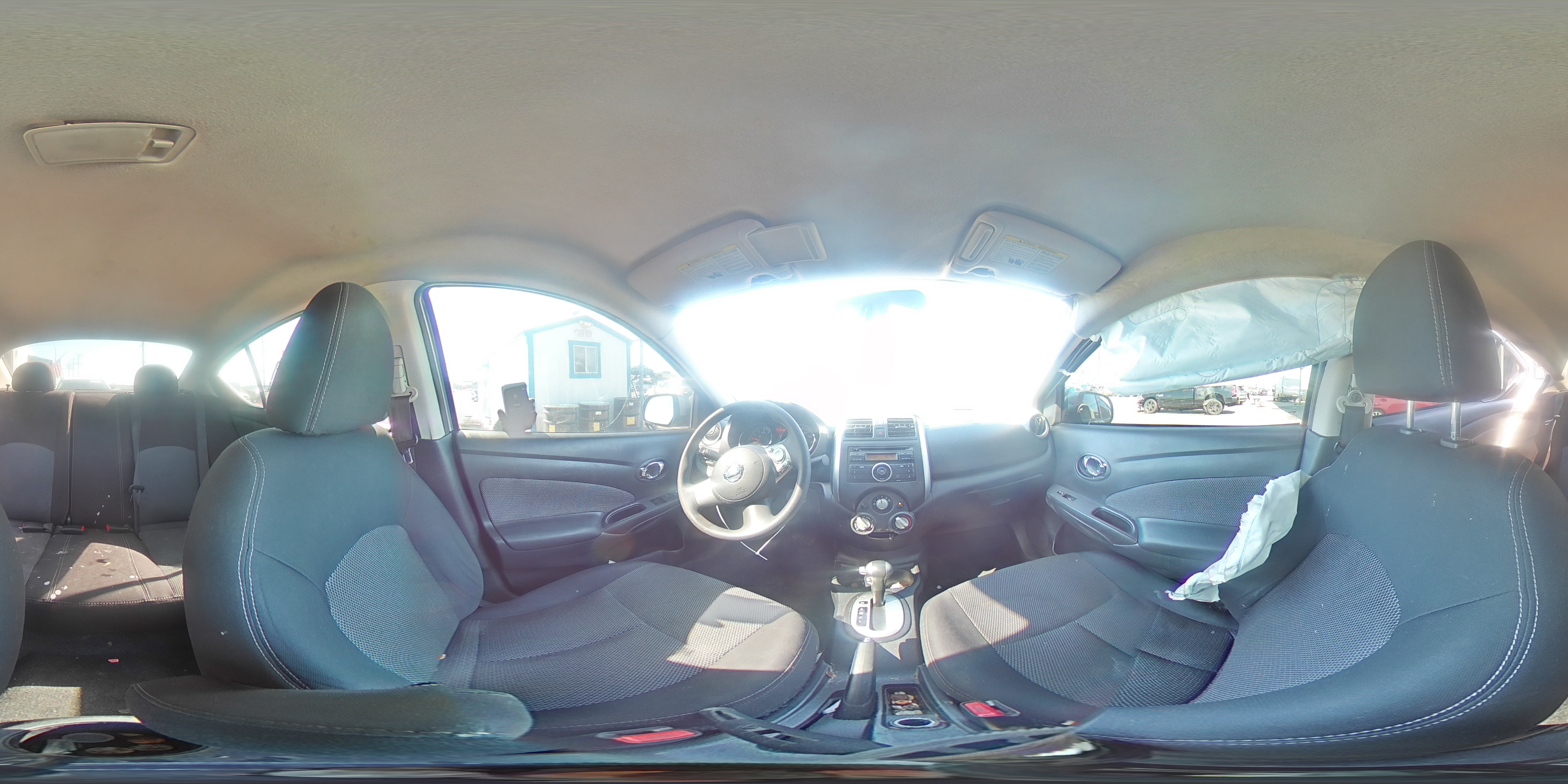 2014 Nissan Versa - Image 13