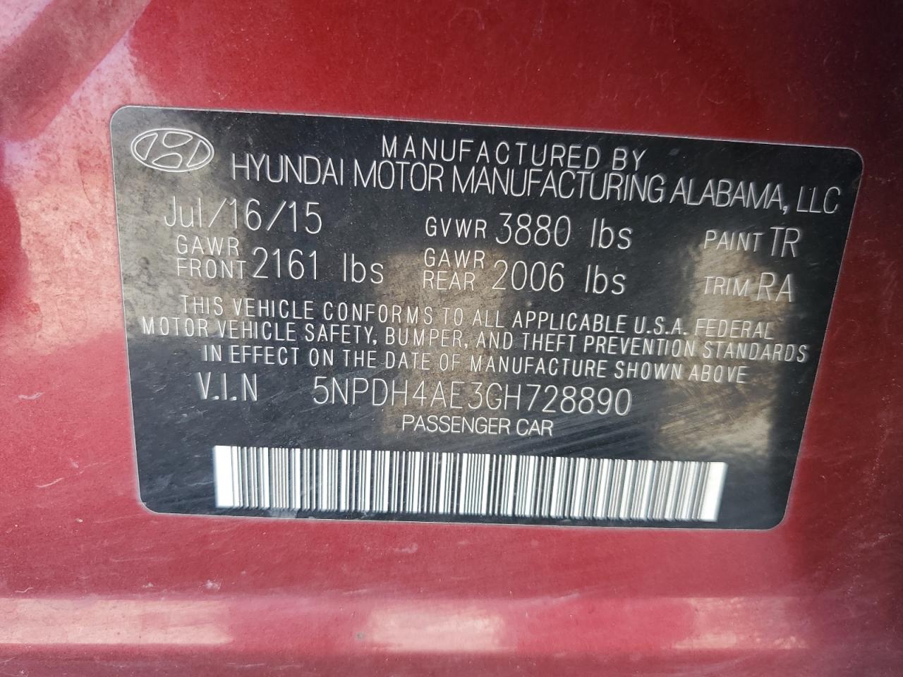 2016 Hyundai Elantra - Image 12