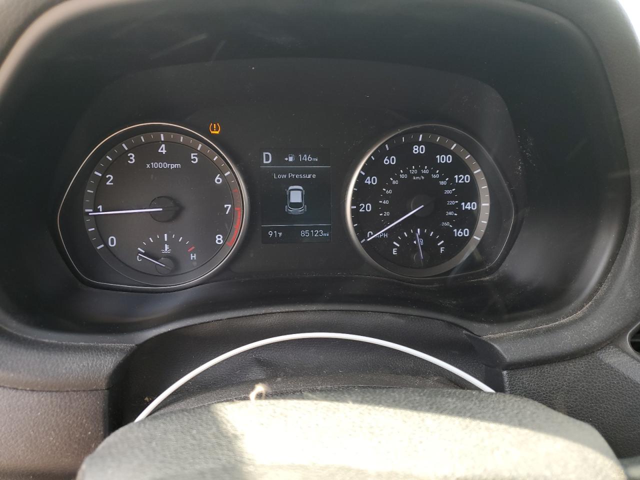 2018 Hyundai Elantra - Image 9