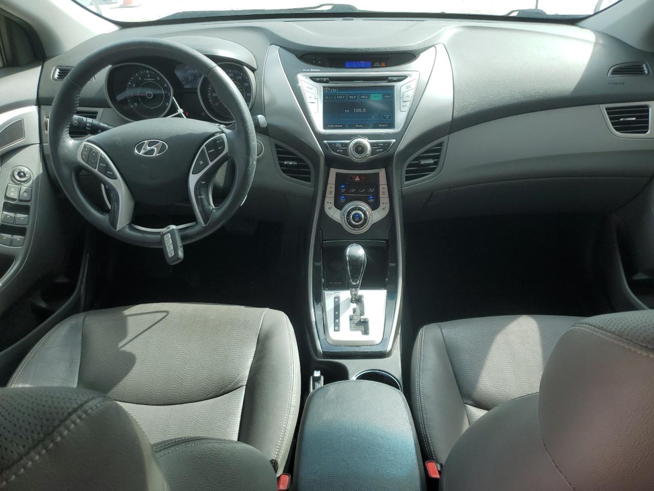 2012 Hyundai Elantra - Image 8