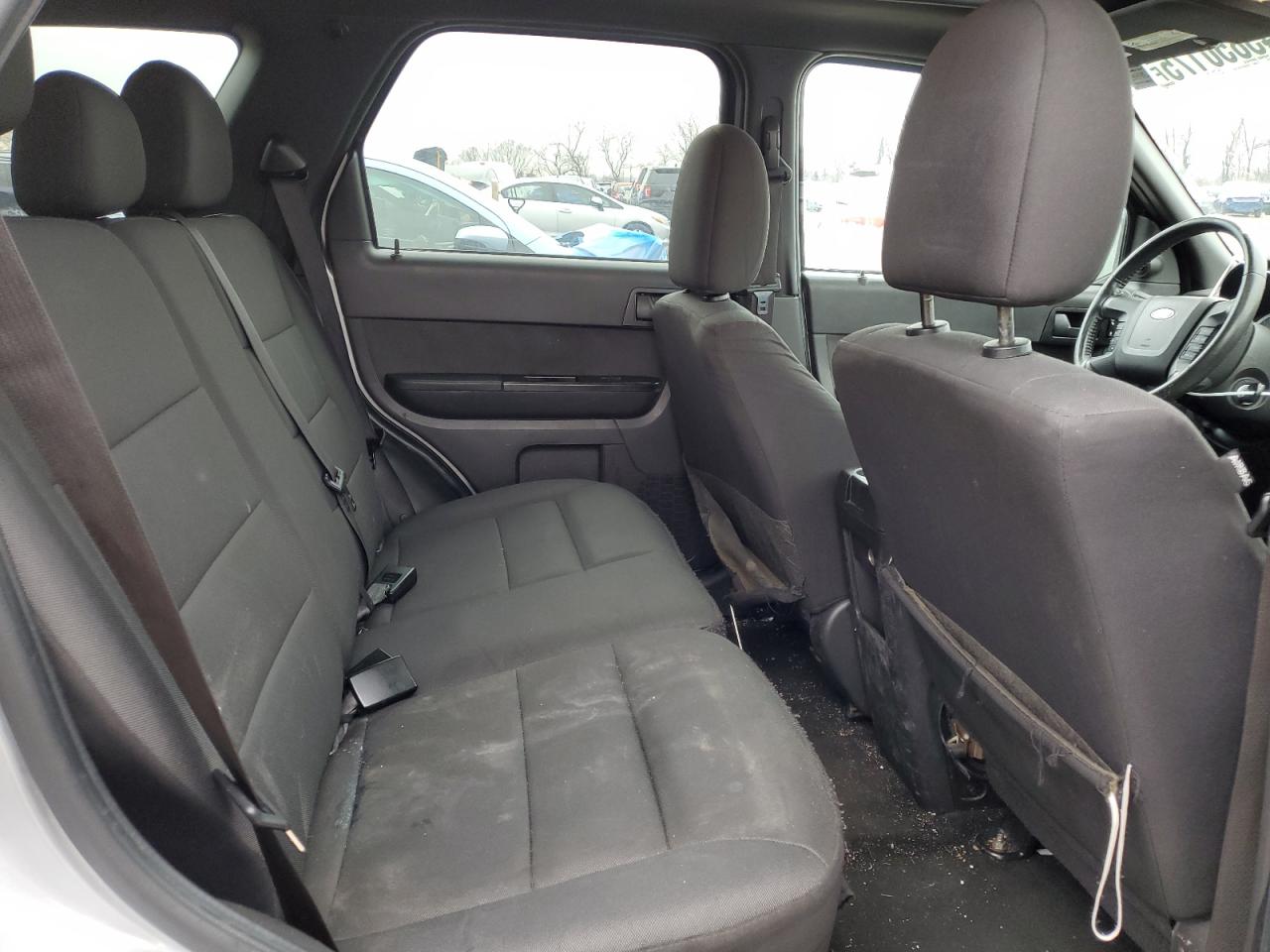 2011 Ford Escape - Image 12