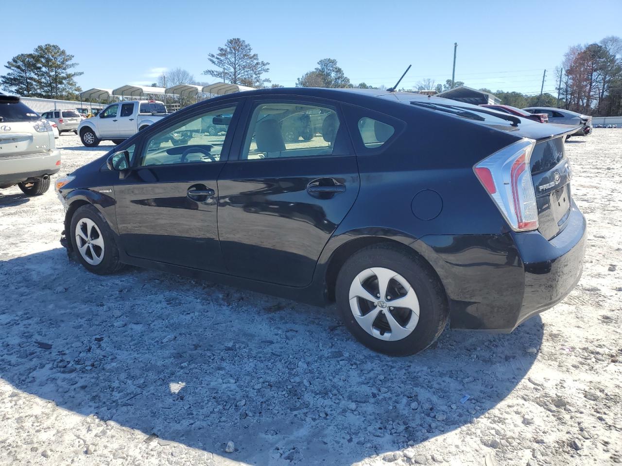 2015 Toyota Prius - Image 2