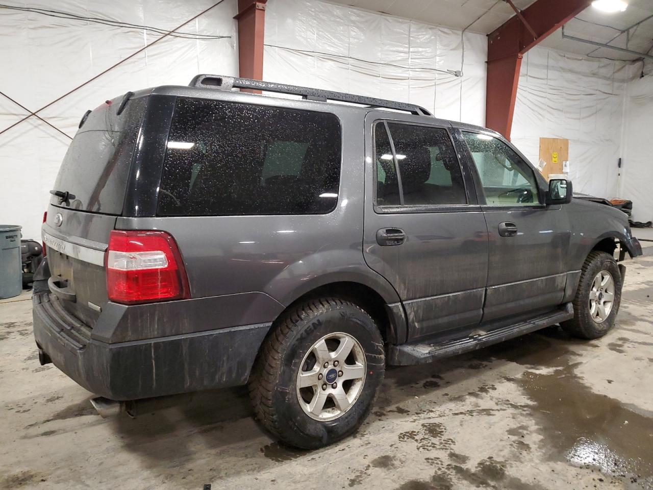2015 Ford Expedition - Image 3