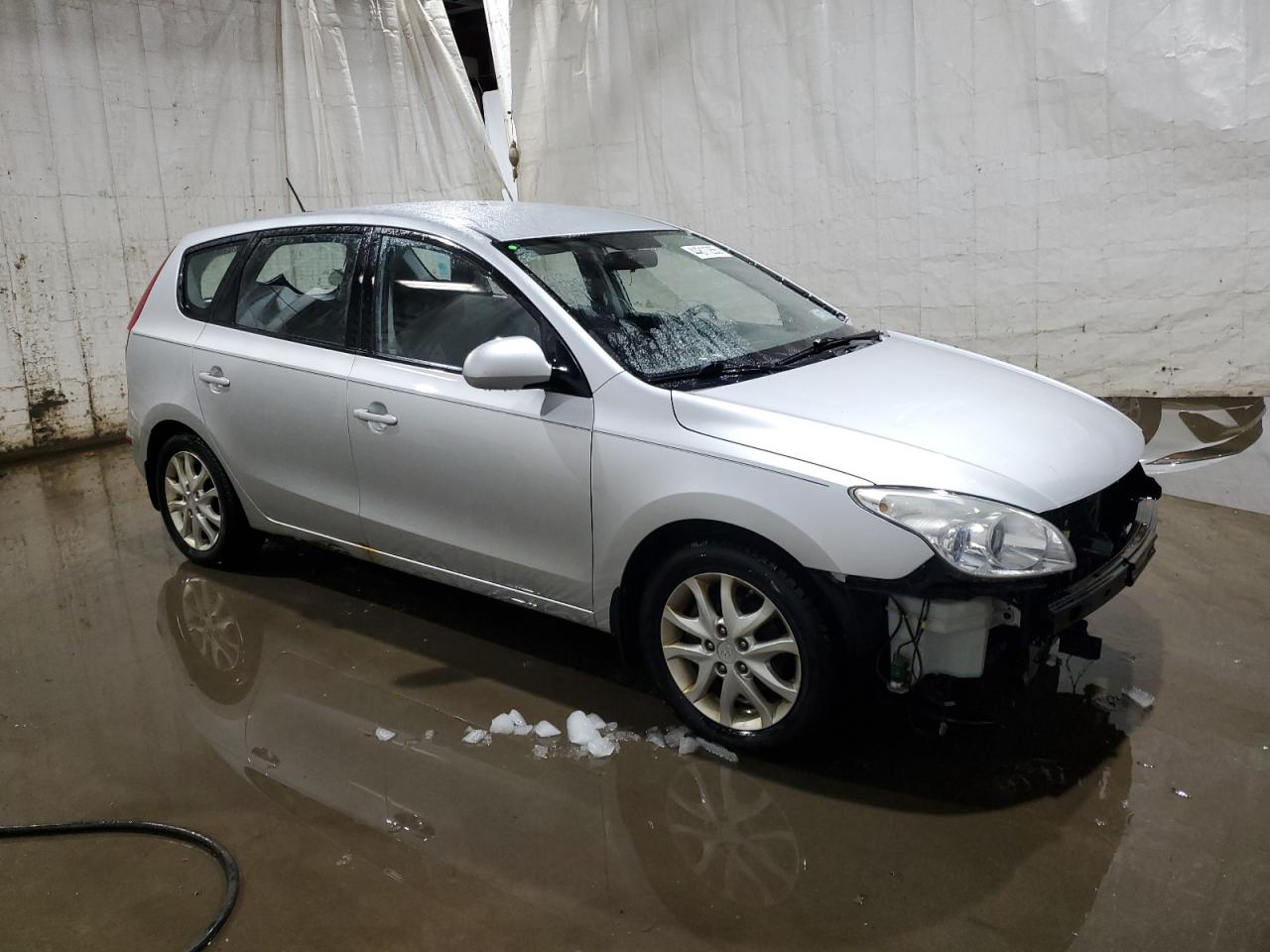 2009 Hyundai Elantra - Image 4