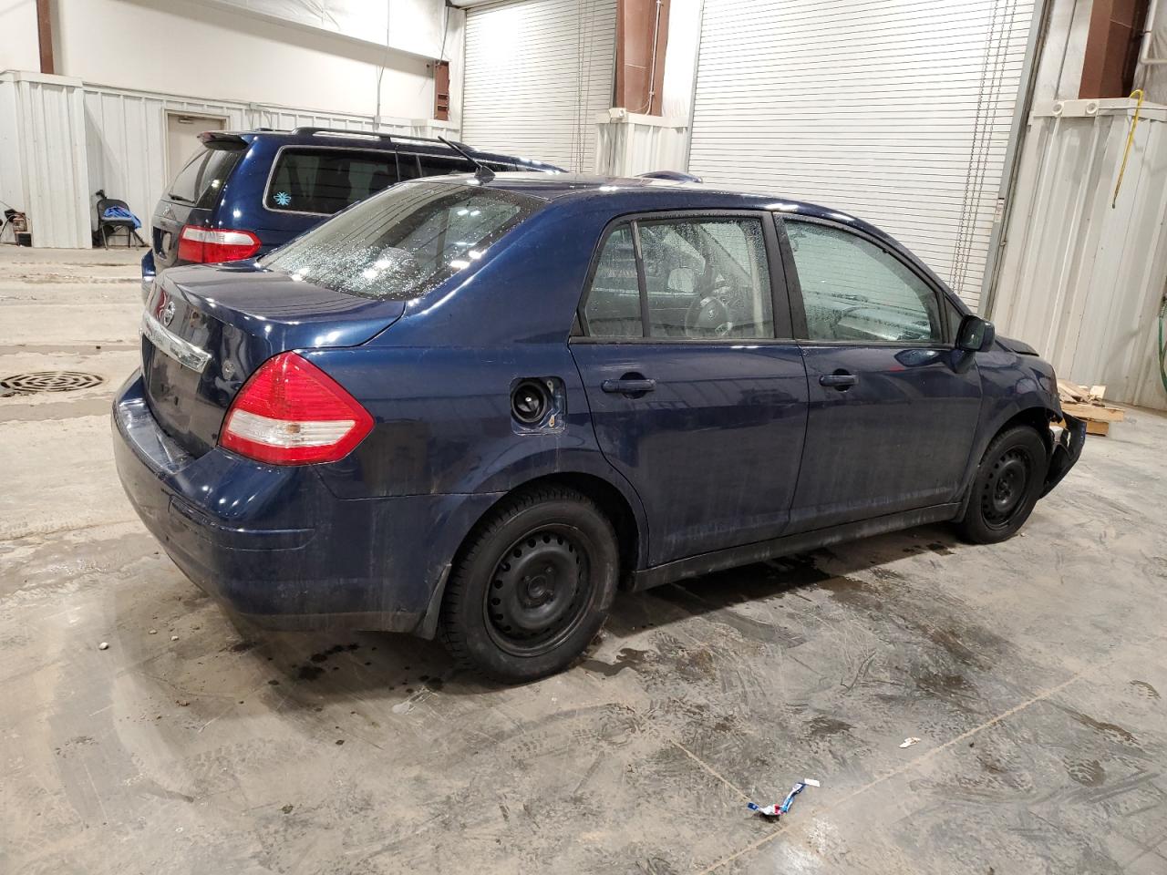 2009 Nissan Versa - Image 3