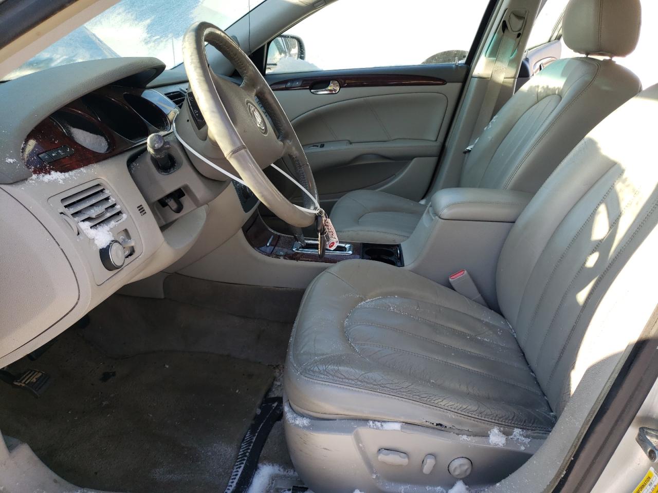 2008 Buick Lucerne - Image 7
