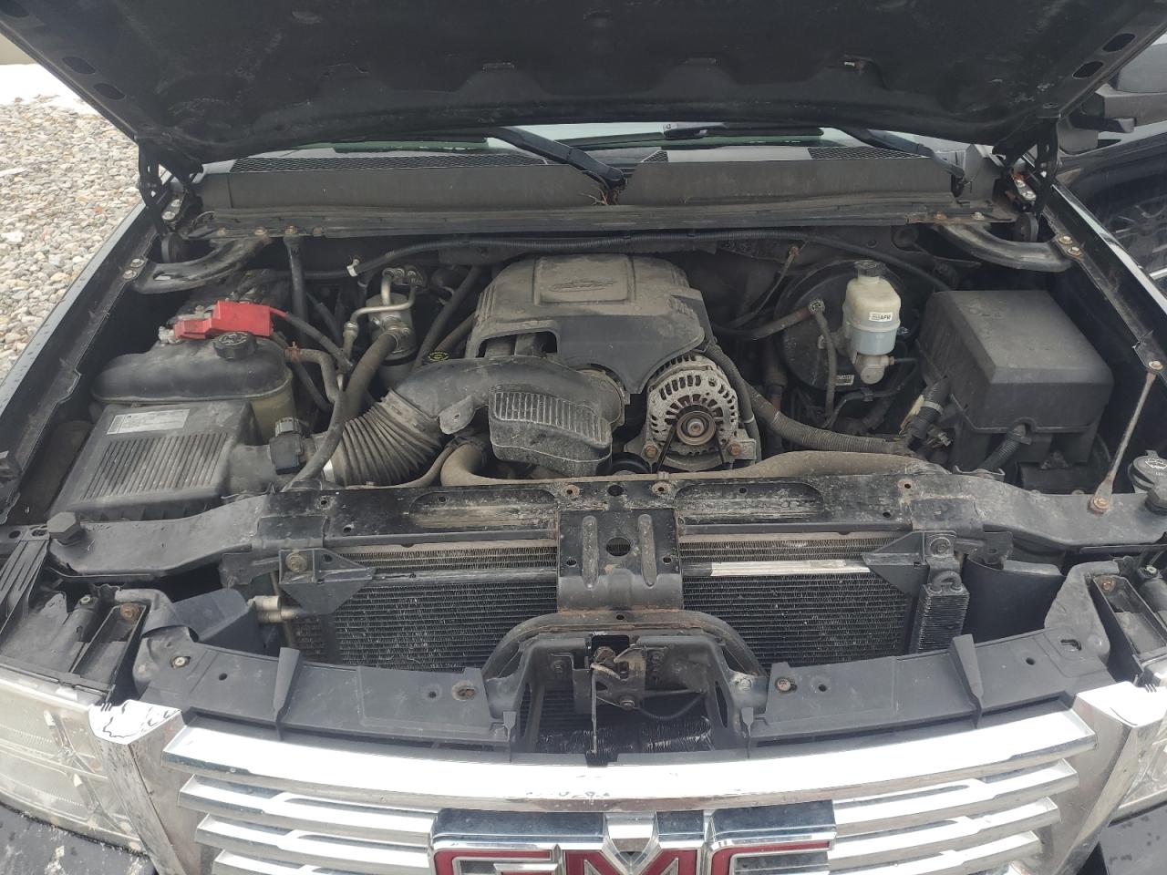 2010 GMC Sierra - Image 11