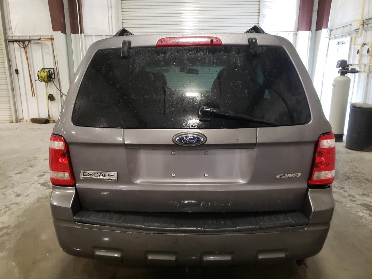 2009 Ford Escape - Image 6