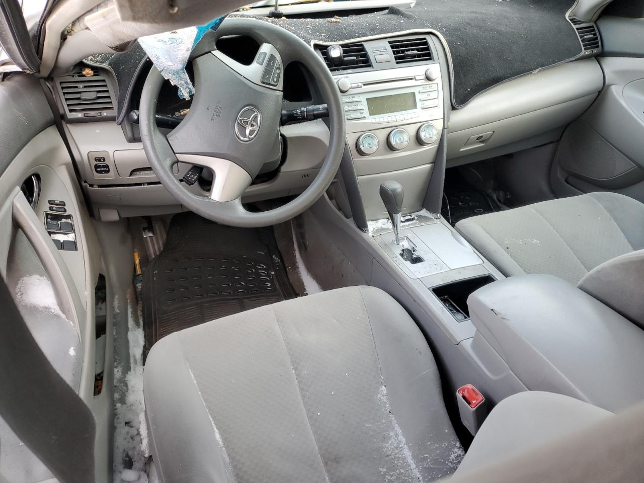 2009 Toyota Camry - Image 8