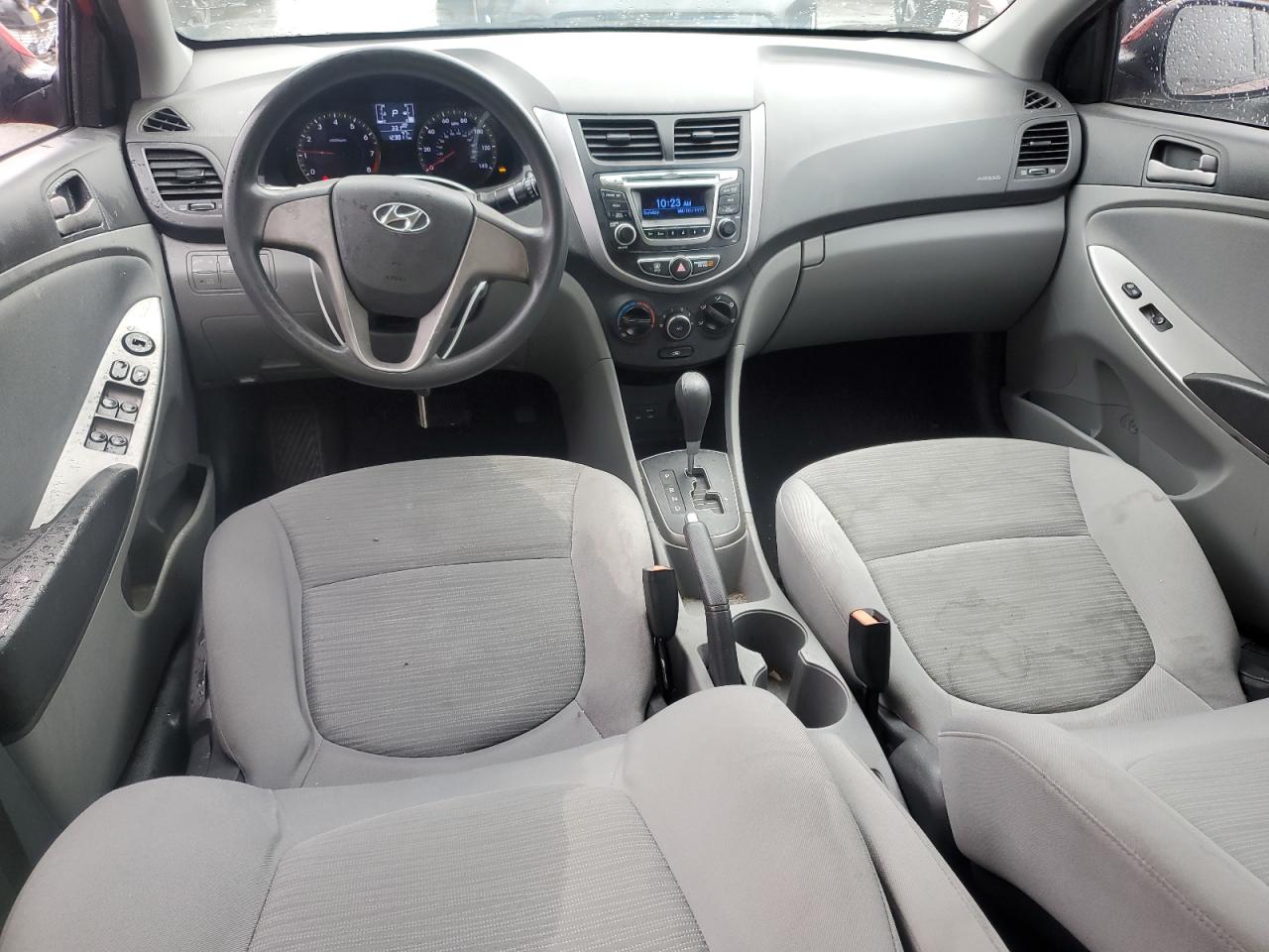 2015 Hyundai Accent - Image 8