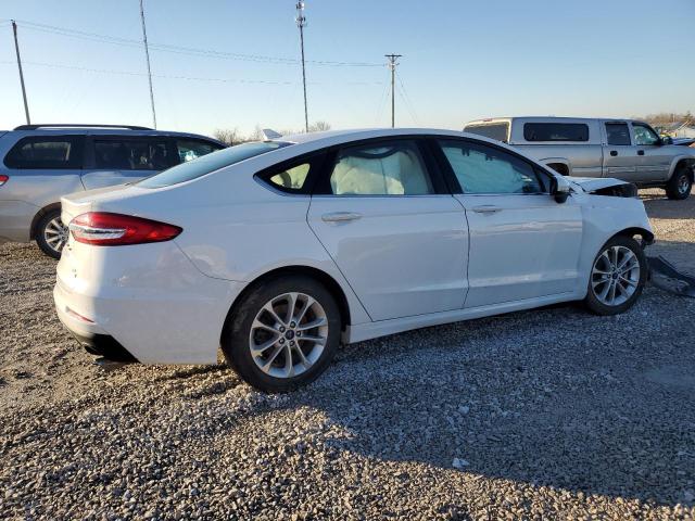  FORD FUSION 2019 Biały