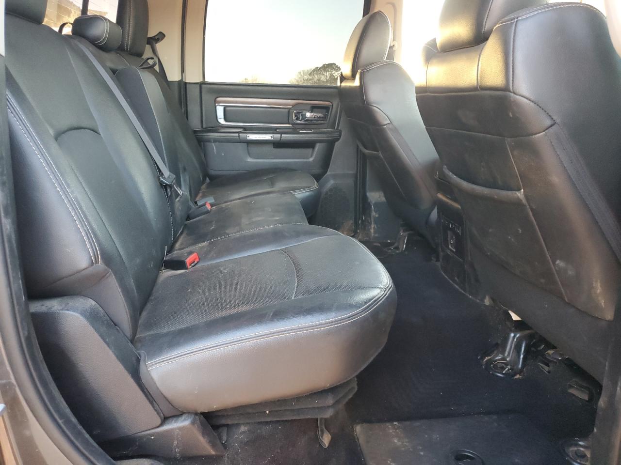 2016 RAM 2500 - Image 11