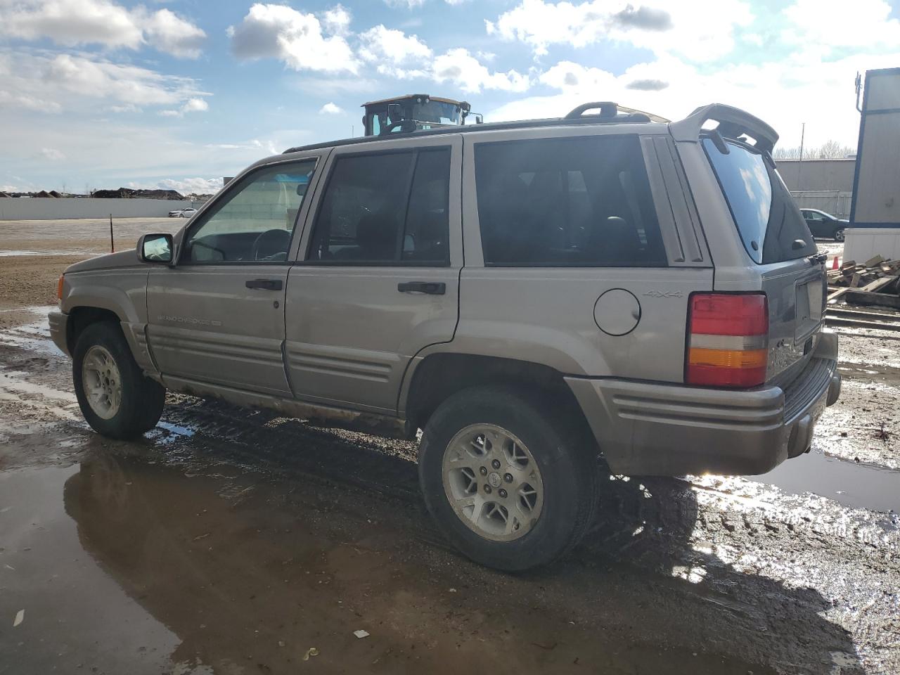 1997 Jeep Grand Cherokee - Image 2