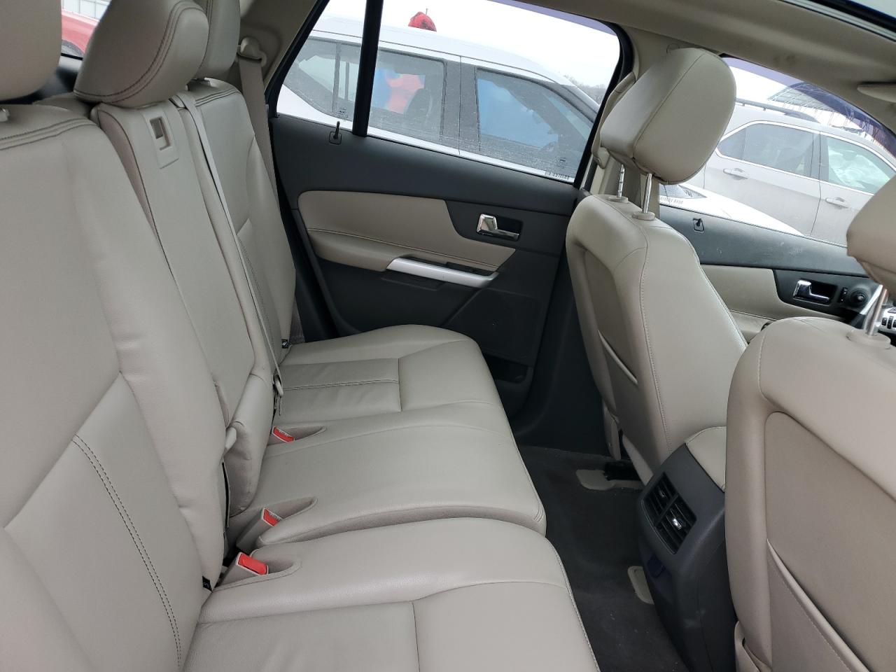 2013 Ford Edge - Image 11