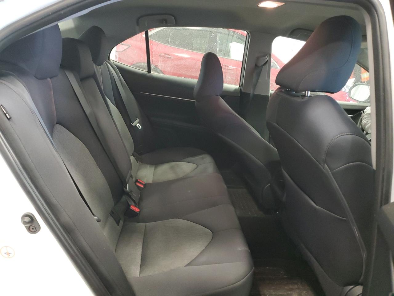 2018 Toyota Camry - Image 10