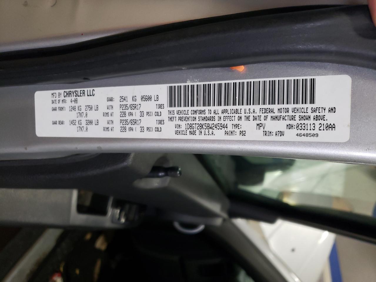 2008 Dodge Nitro - Image 13