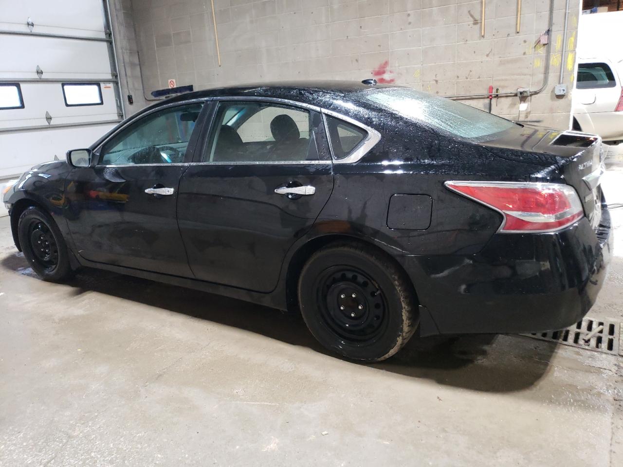 2015 Nissan Altima - Image 2