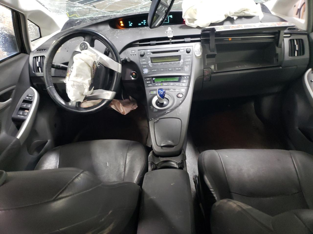 2011 Toyota Prius - Image 8