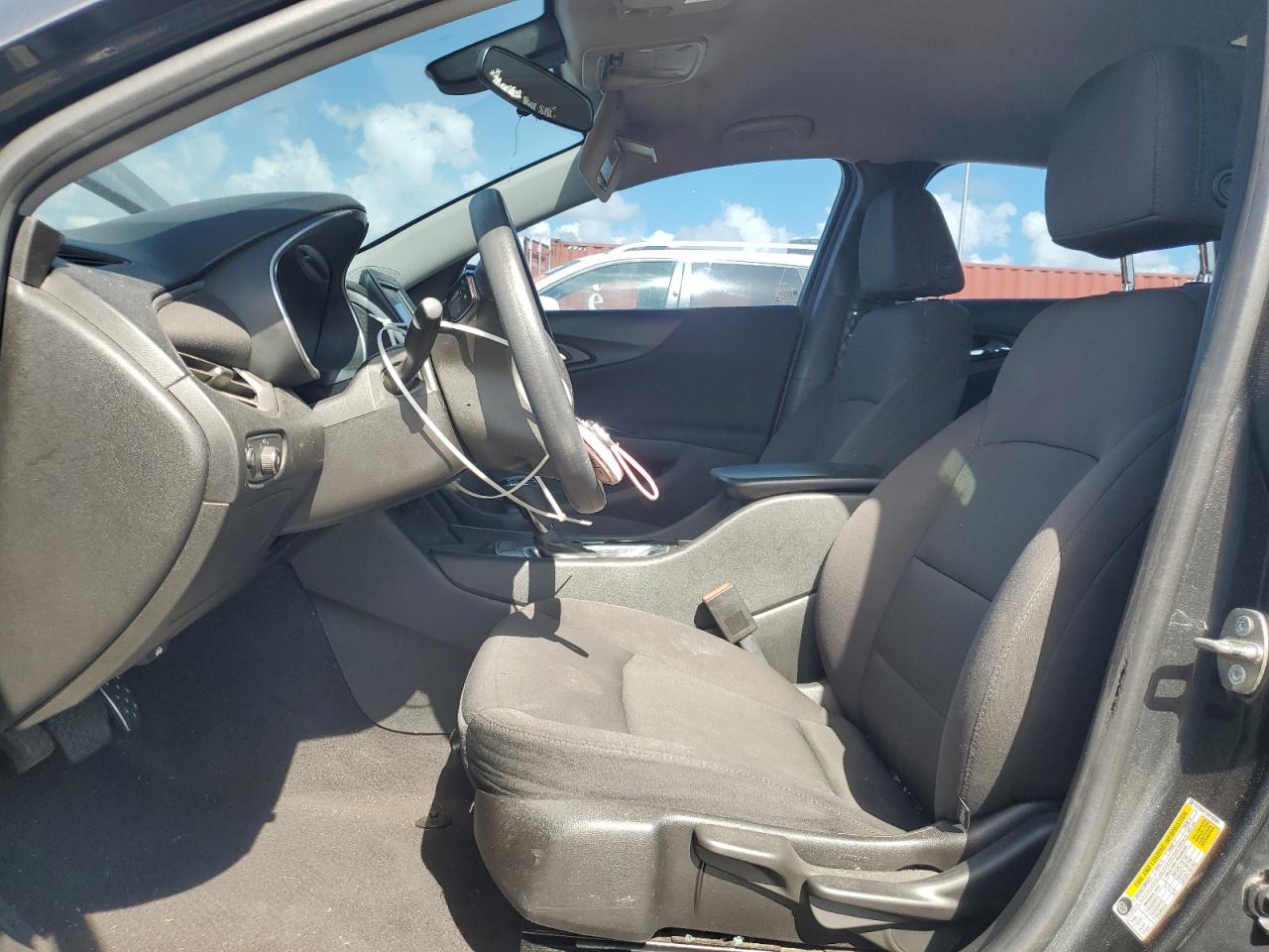 2017 Chevrolet Malibu - Image 7
