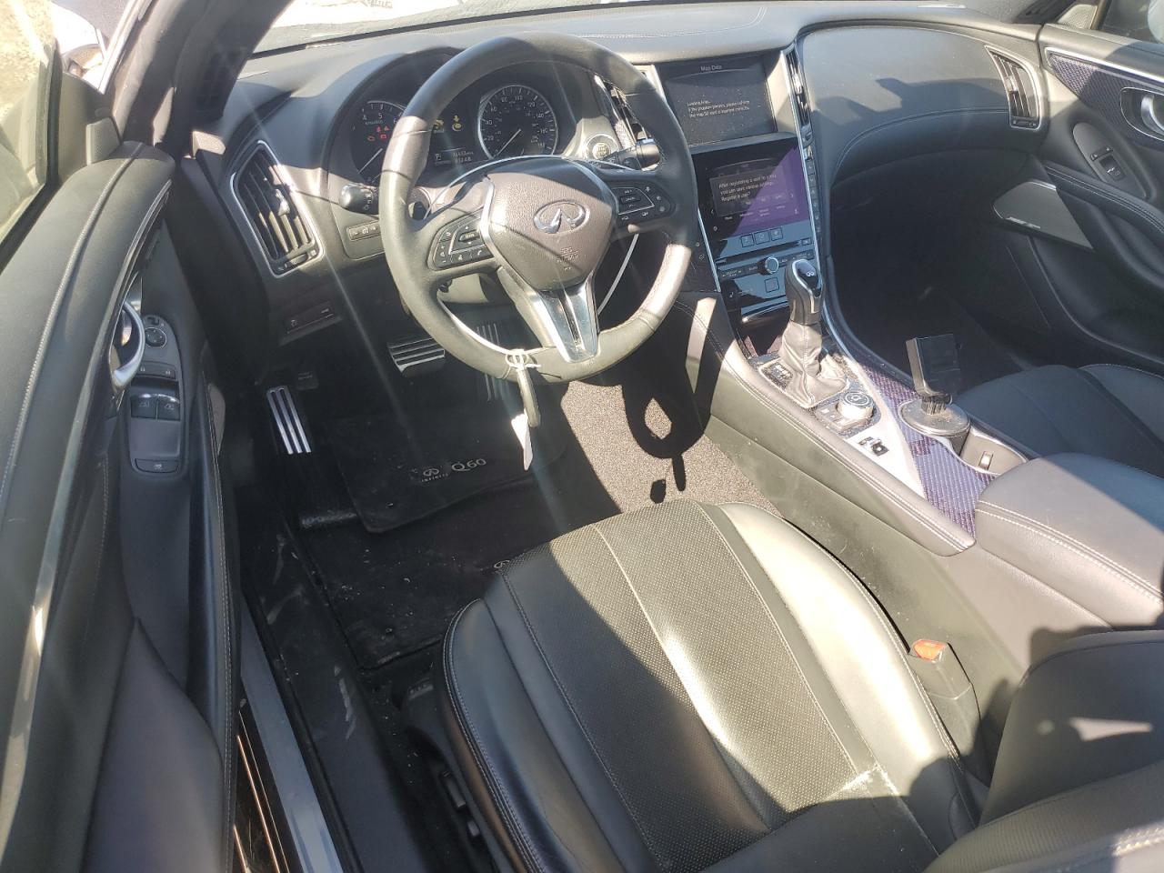 2017 Infiniti Q60 - Image 8
