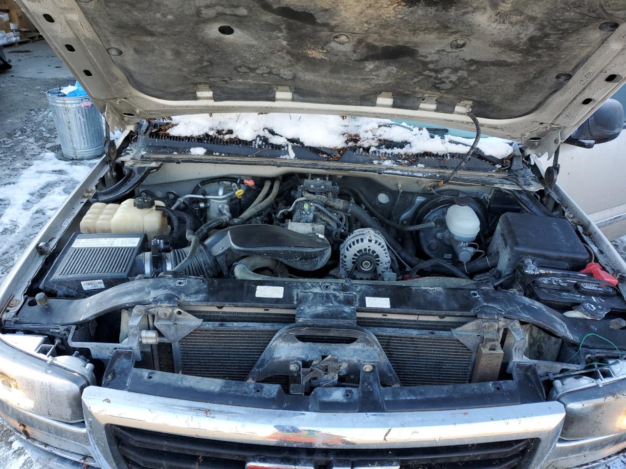 2005 GMC Sierra - Image 11