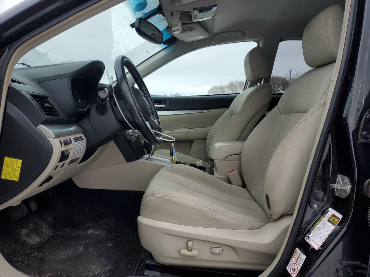 2010 Subaru Outback - Image 7