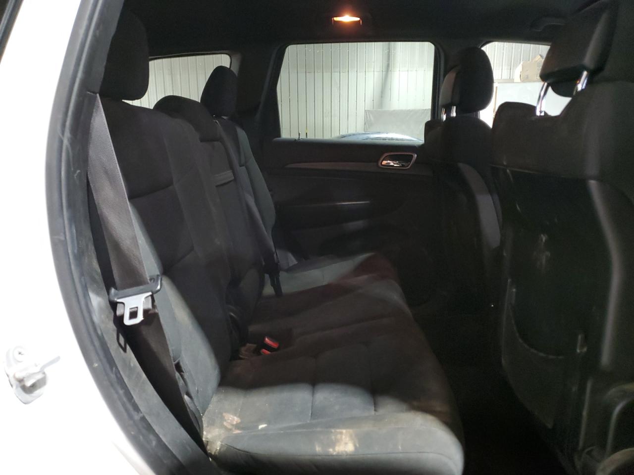 2014 Jeep Grand Cherokee - Image 11