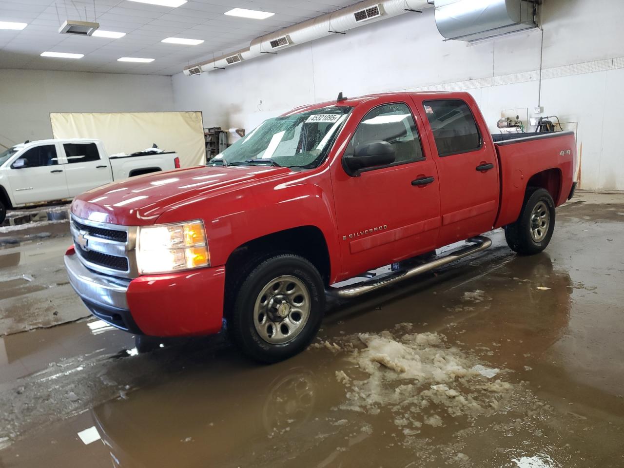 Davison, MI에서 판매 중인 2007 Chevrolet Silverado K1500 Crew Cab - Side