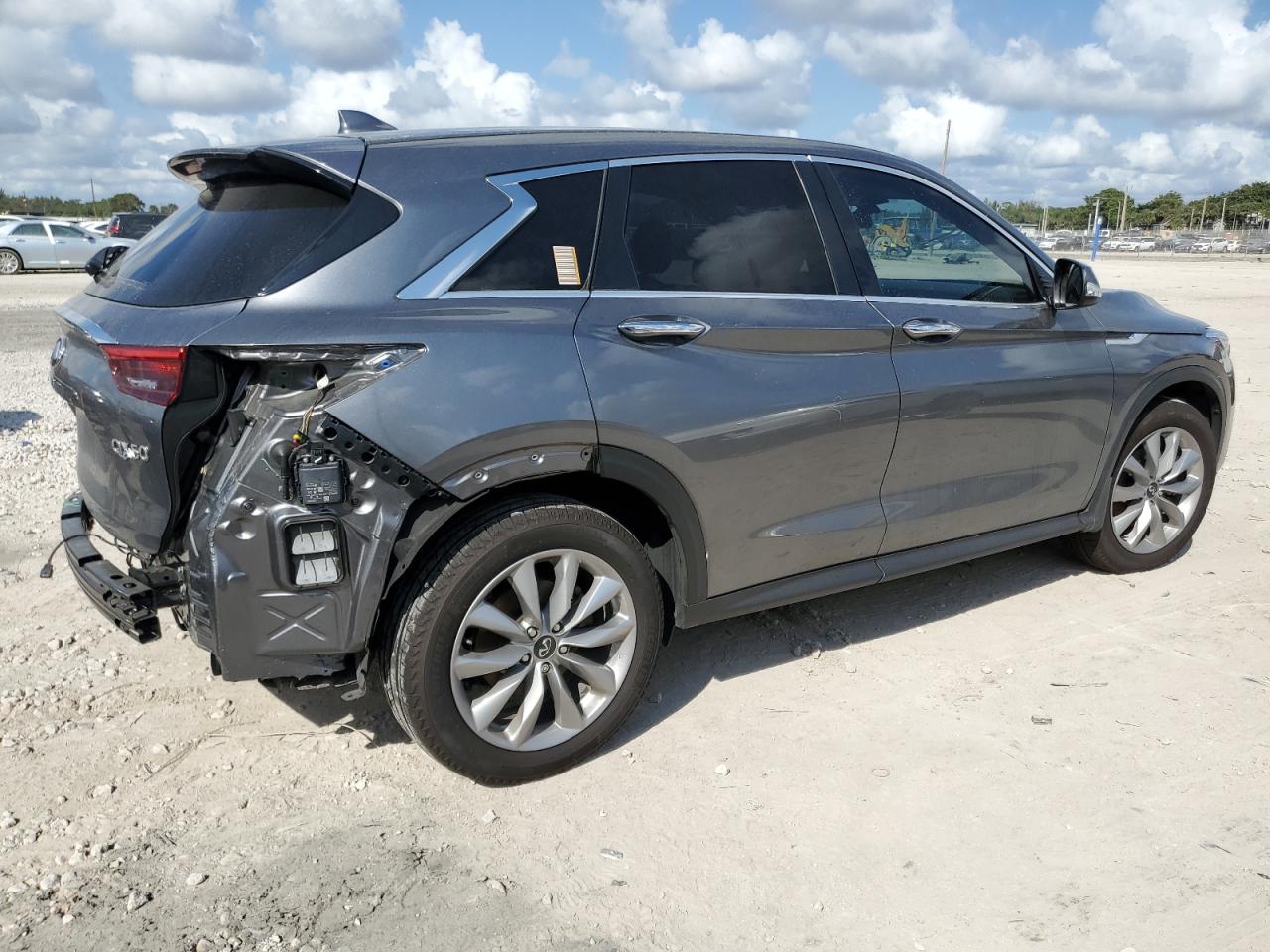2021 Infiniti QX50 - Image 3