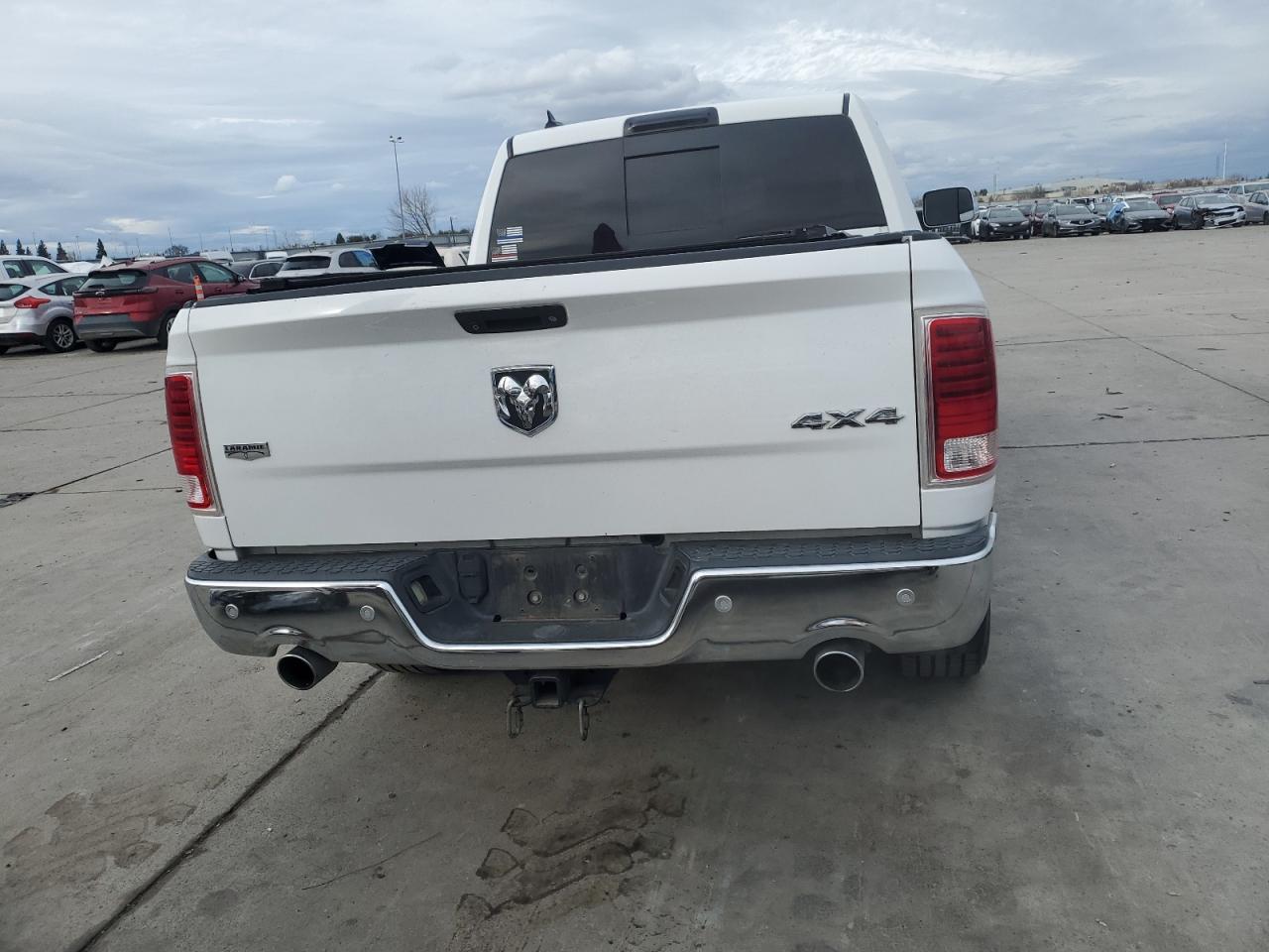 2015 RAM 1500 - Image 6