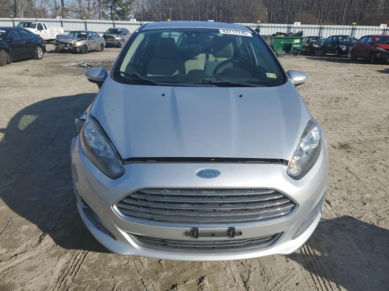 2014 Ford Fiesta - Image 5