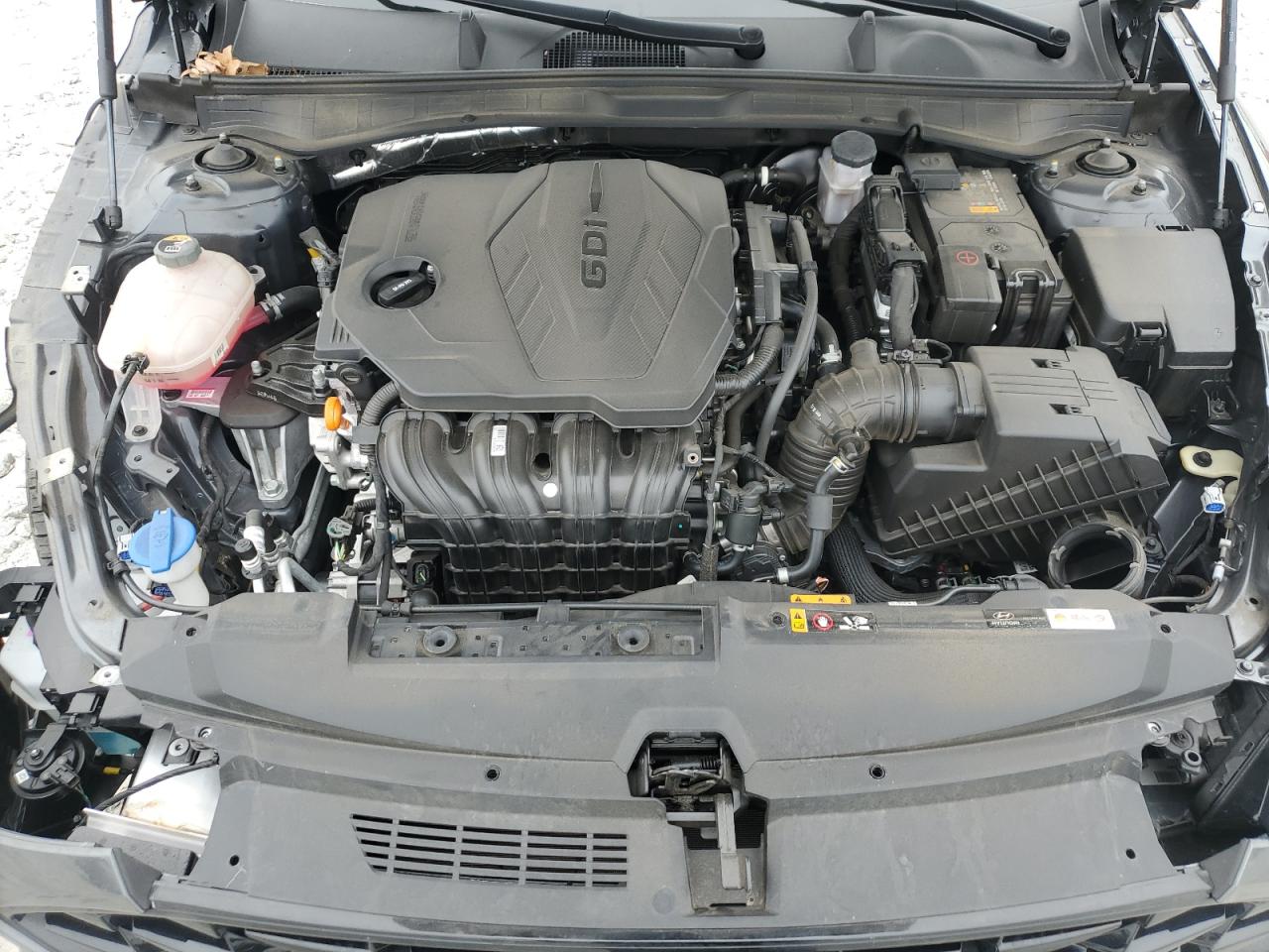 2022 Hyundai Sonata - Image 11