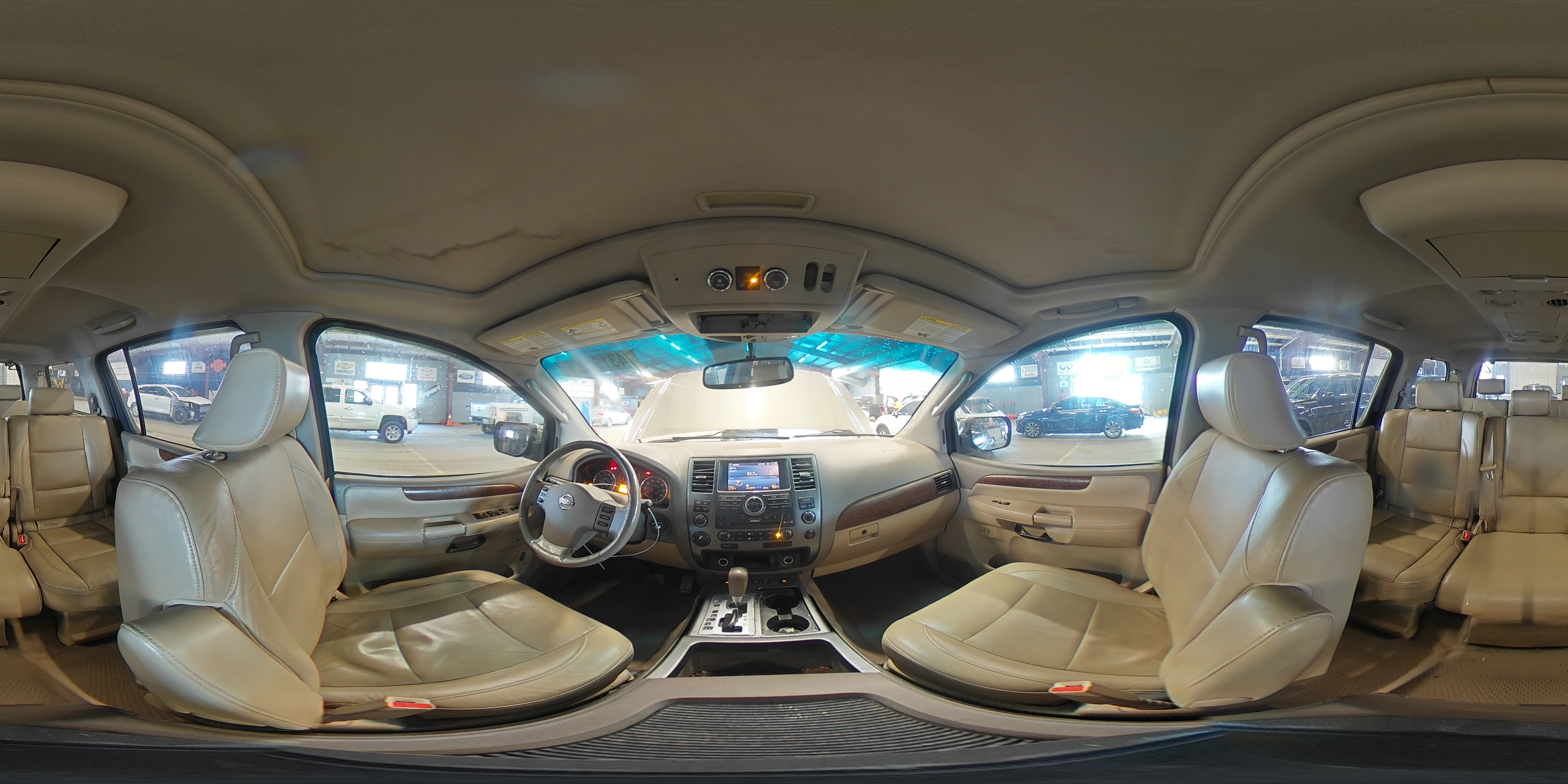 2009 Nissan Armada - Image 14