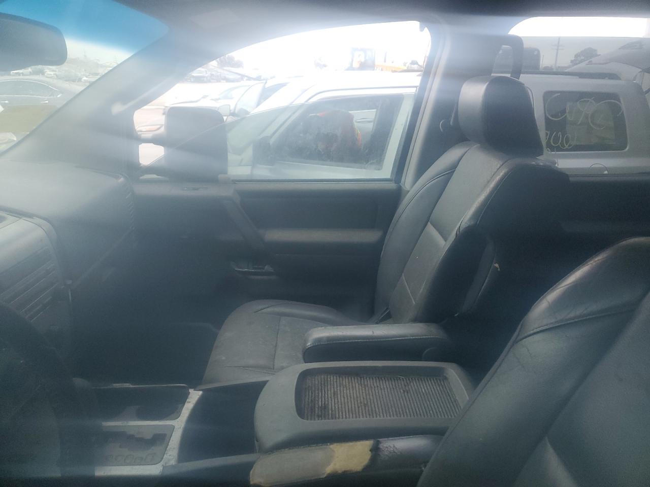 2005 Nissan Titan - Image 7