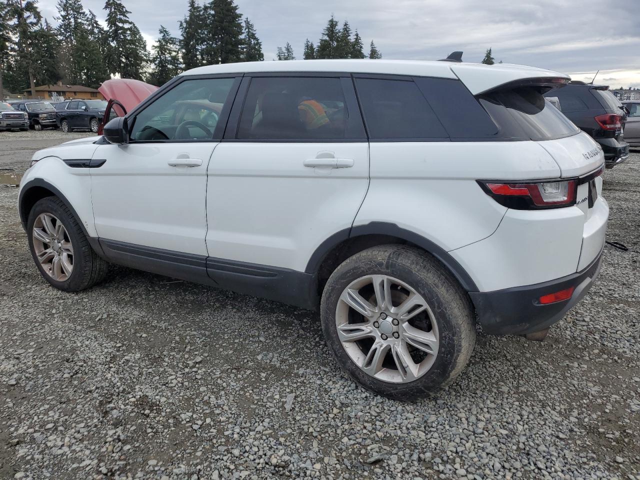 2016 Land Rover Range Rover - Image 2