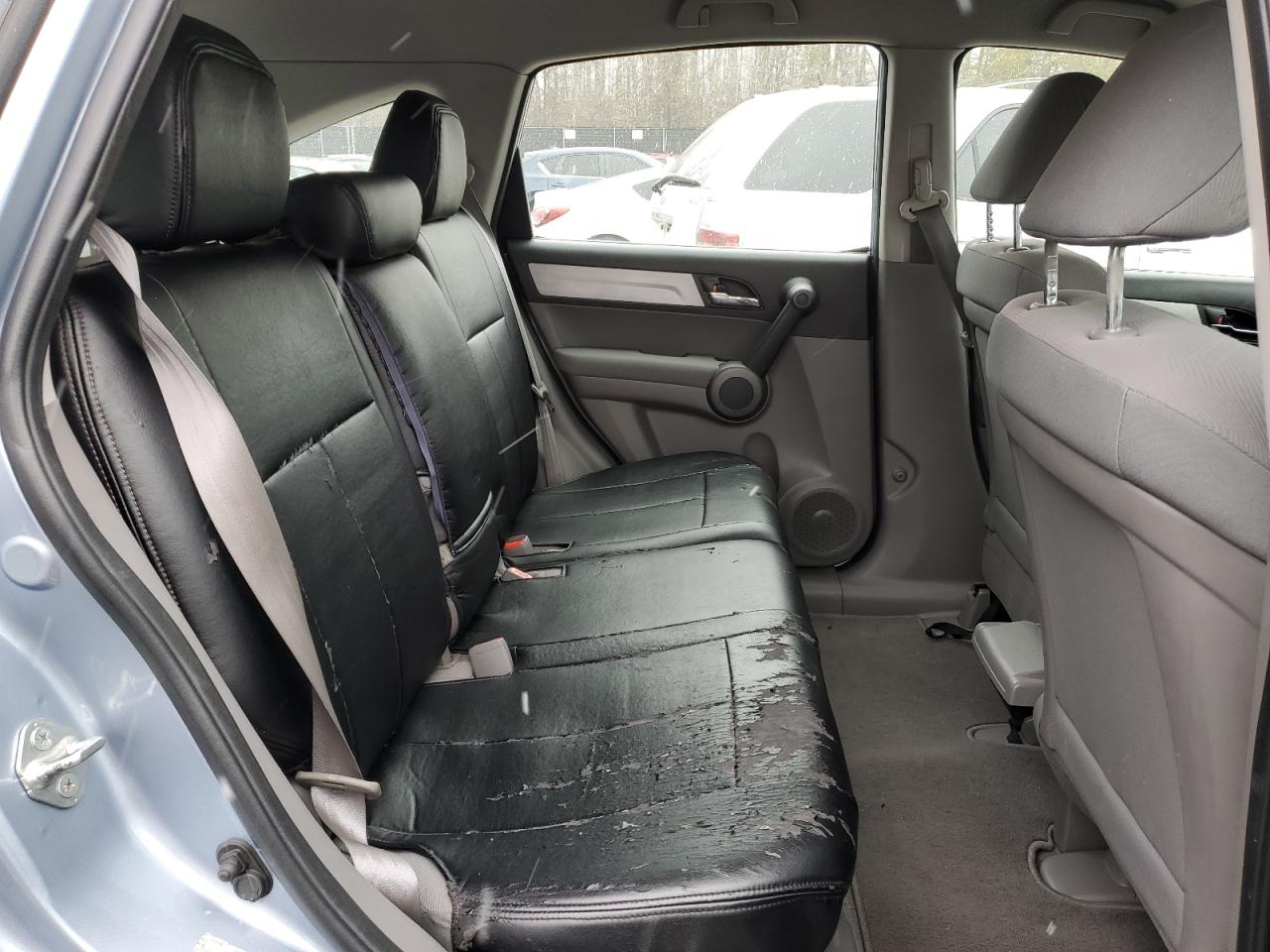 2010 Honda CR-V - Image 11
