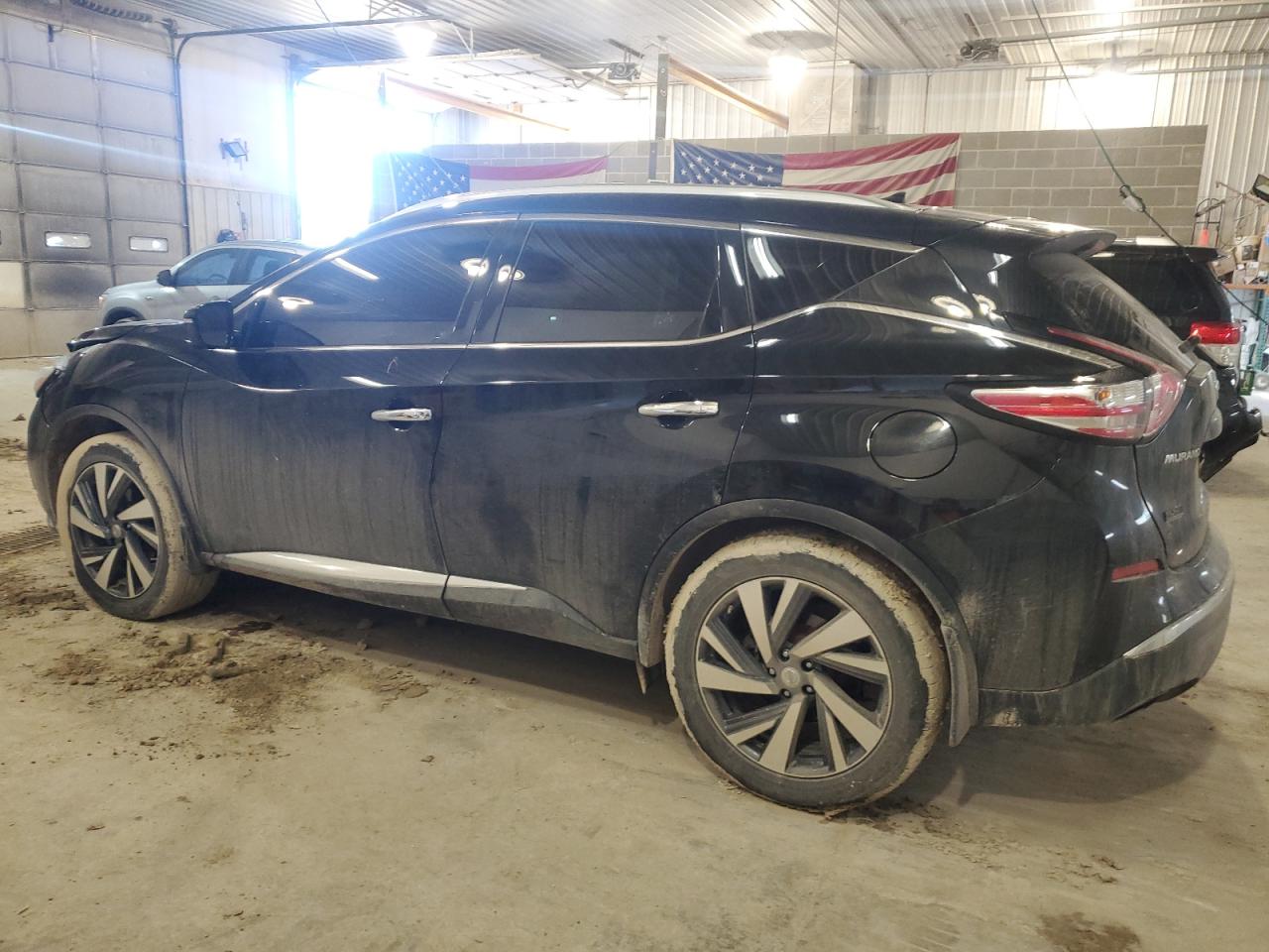 2015 Nissan Murano - Image 2
