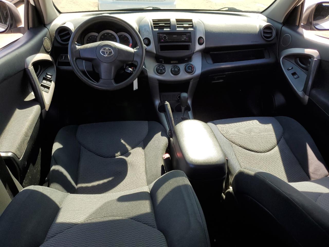 2006 Toyota RAV 4 - Image 8