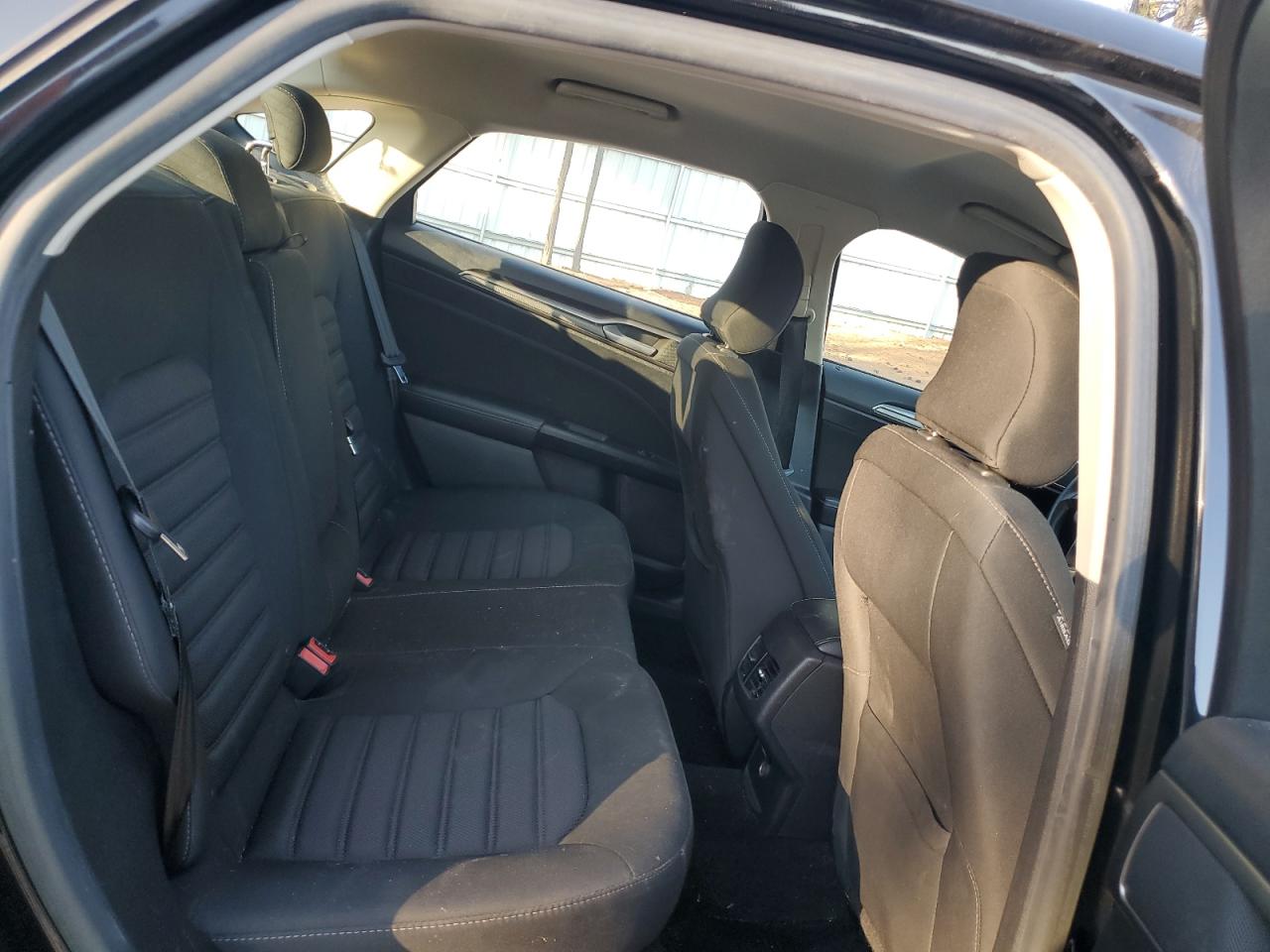 2018 Ford Fusion - Image 10