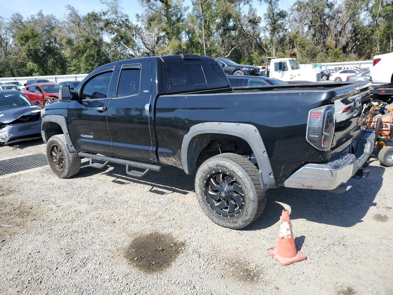 2015 Toyota Tundra - Image 2
