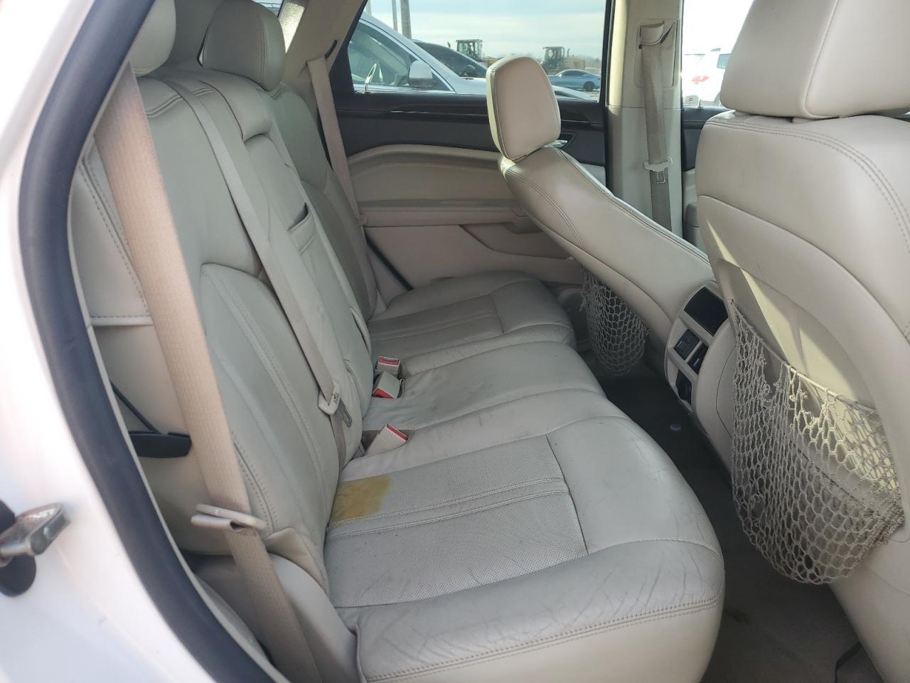 2010 Cadillac SRX - Image 11