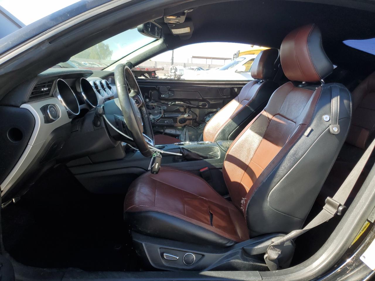 2015 Ford Mustang - Image 7
