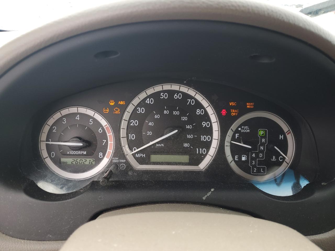 2004 Toyota Sienna - Image 9