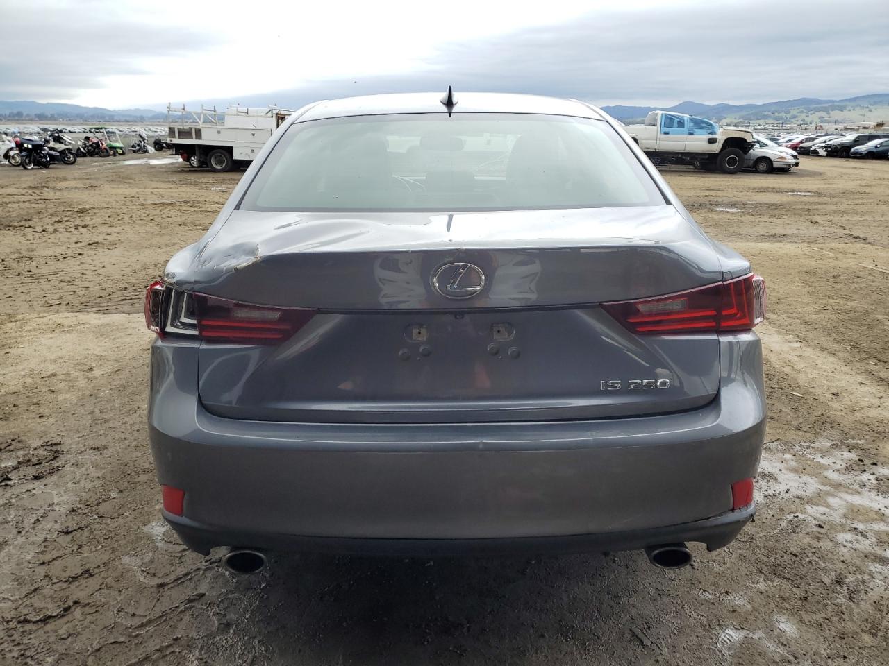 2014 Lexus IS - Image 6
