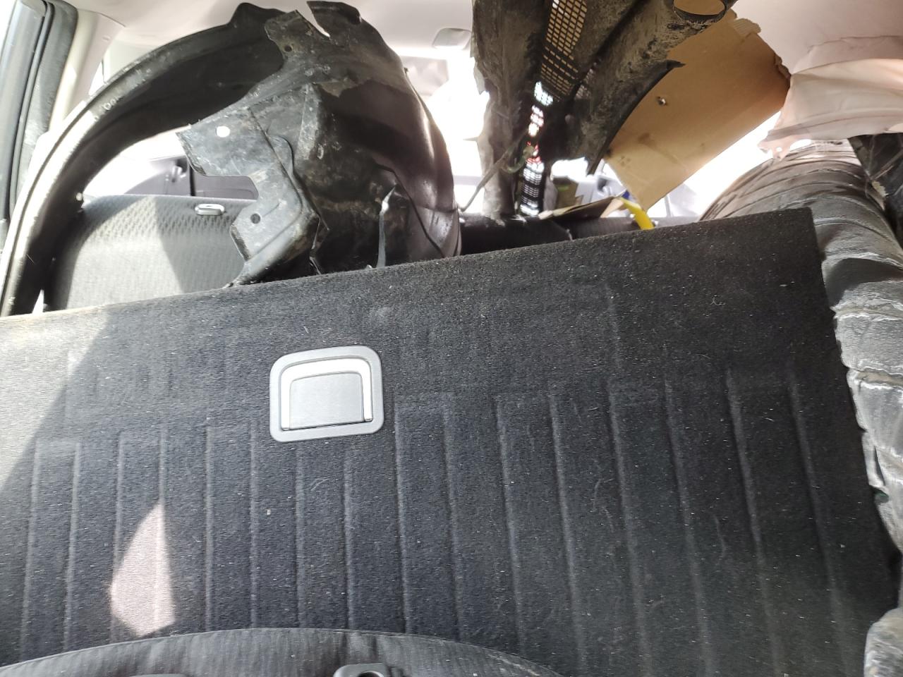 2011 Subaru Outback - Image 10