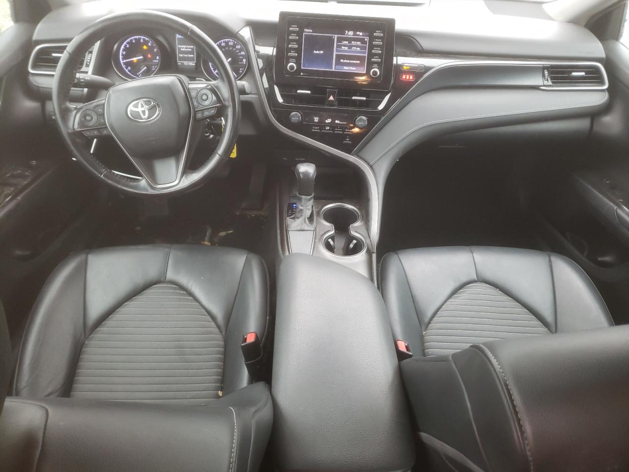2021 Toyota Camry - Image 8