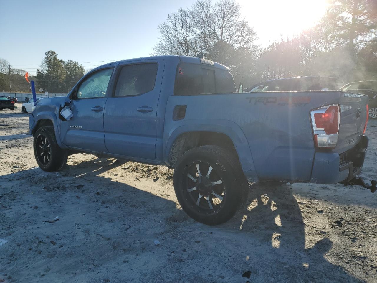 2019 Toyota Tacoma - Image 2