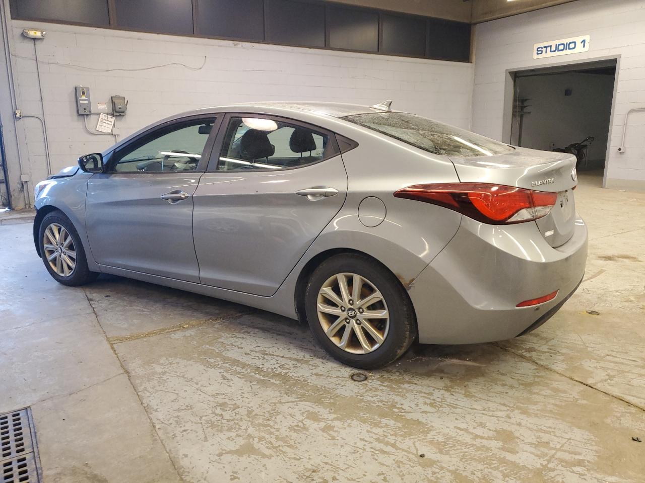 2014 Hyundai Elantra - Image 2