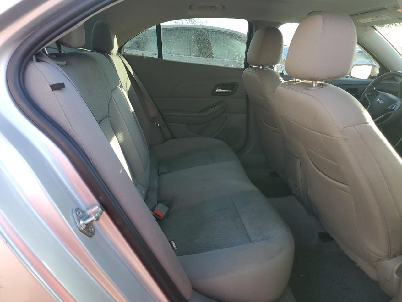 2015 Chevrolet Malibu - Image 11